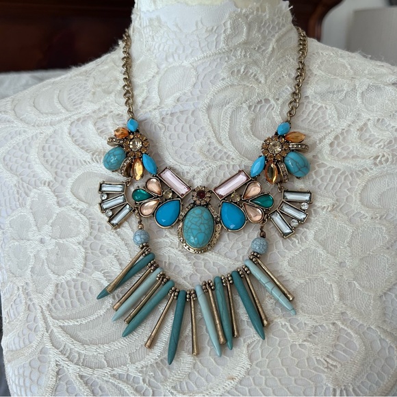 BOLD TURQUOISE STATEMENT COSTUME NECKLACE - Picture 2 of 9